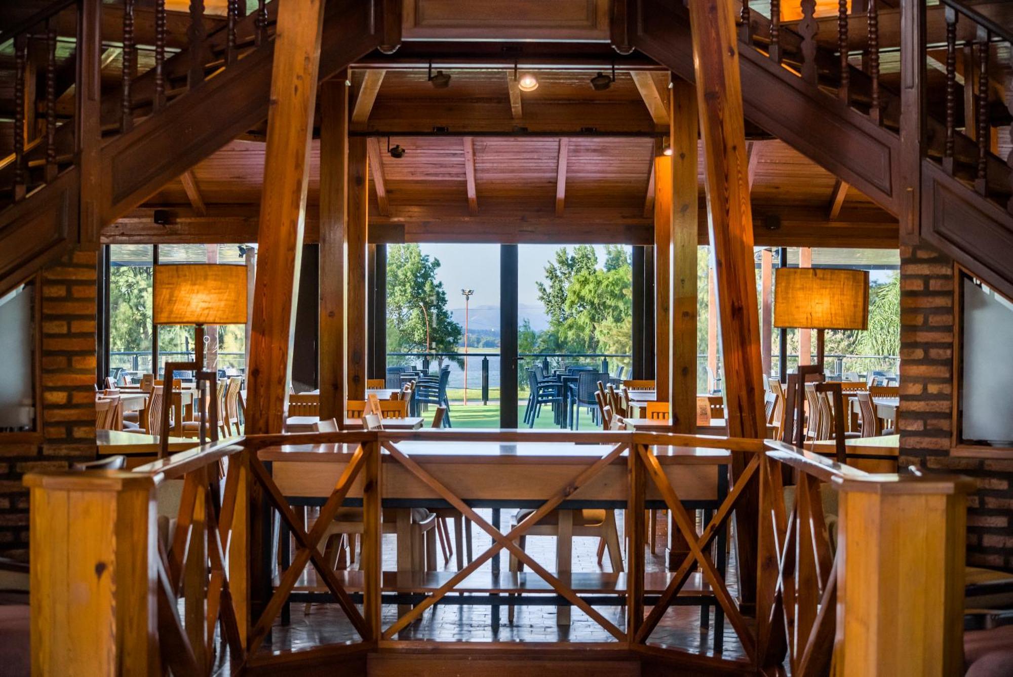 Portal Del Lago Hotel Villa Carlos Paz Exterior photo